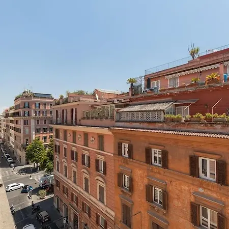 Via Veneto Supreme Terrace *