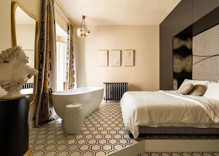 Via Veneto Supreme Terrace